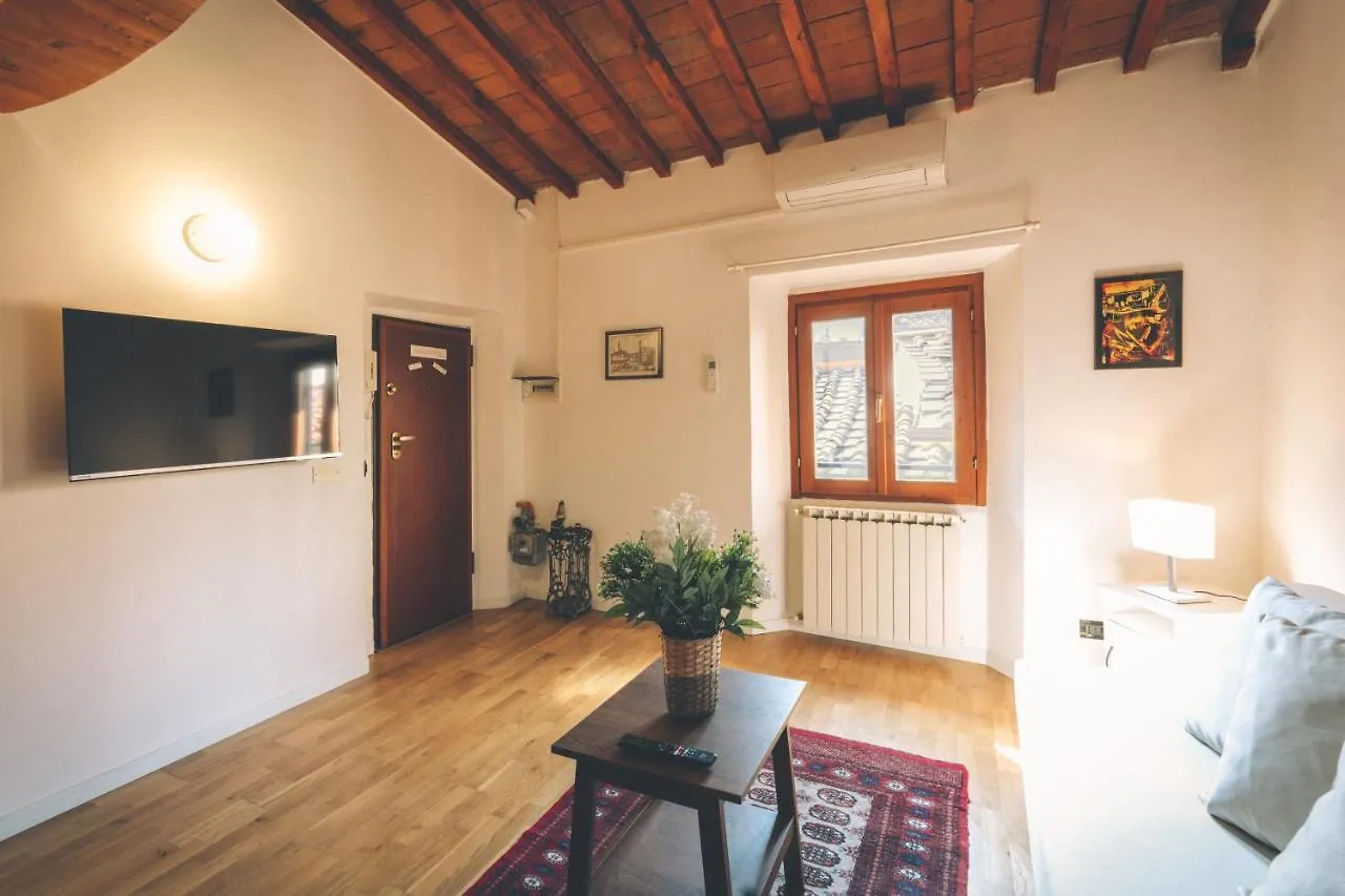 Gomitolo Apt - Dolcevita Holiday Apartment Florence Italy